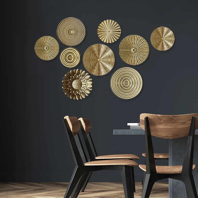 Nordic Modern Luxury Gold Round Wall Decoration Pendant Irregular Iron Disc Wall Hanging Wall Ornaments Living Room Home Decor