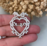 Arabic Traditional Clothing Enjoys Customized Services, Mid-To-High-End Products  Status Symbols  And Jewelry For Ladies.